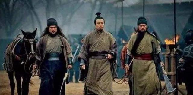 刘备麾下人才济济,为何没能一统天下?毛主席:2个缺点最致命 - 第8张 - 如熠 刘备麾下人才济济,为何没能一统天下?毛主席:2个缺点最致命 - 第8张