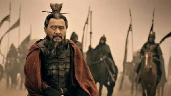 赤壁之战发生在哪一年